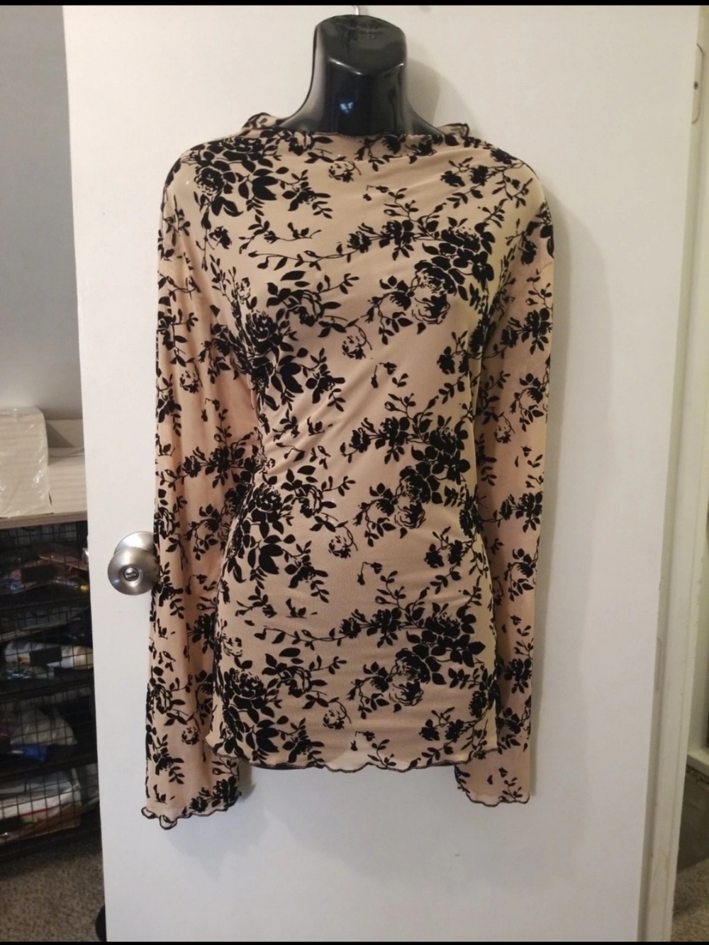 SHEIN Beige Floral Flocked Long Sleeve Top